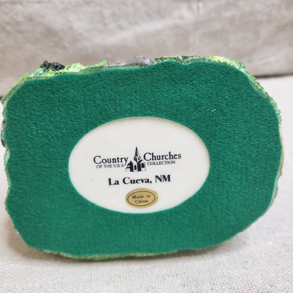 Vintage Country Churches Collection - Picture 3 of 7